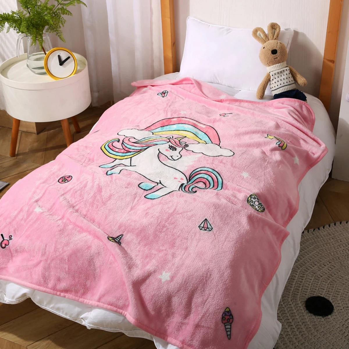 Kuschelige Einhorndecke für Kinder