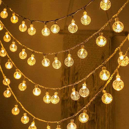 1 Stück LED-Lichterkette mit Kugeln – Batteriebetrieben, Dekolichter für Innenräume