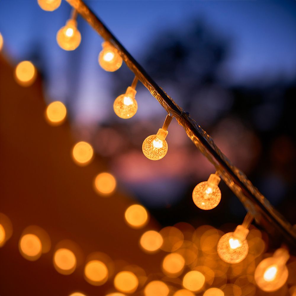 1 Stück LED-Lichterkette mit Kugeln – Batteriebetrieben, Dekolichter für Innenräume