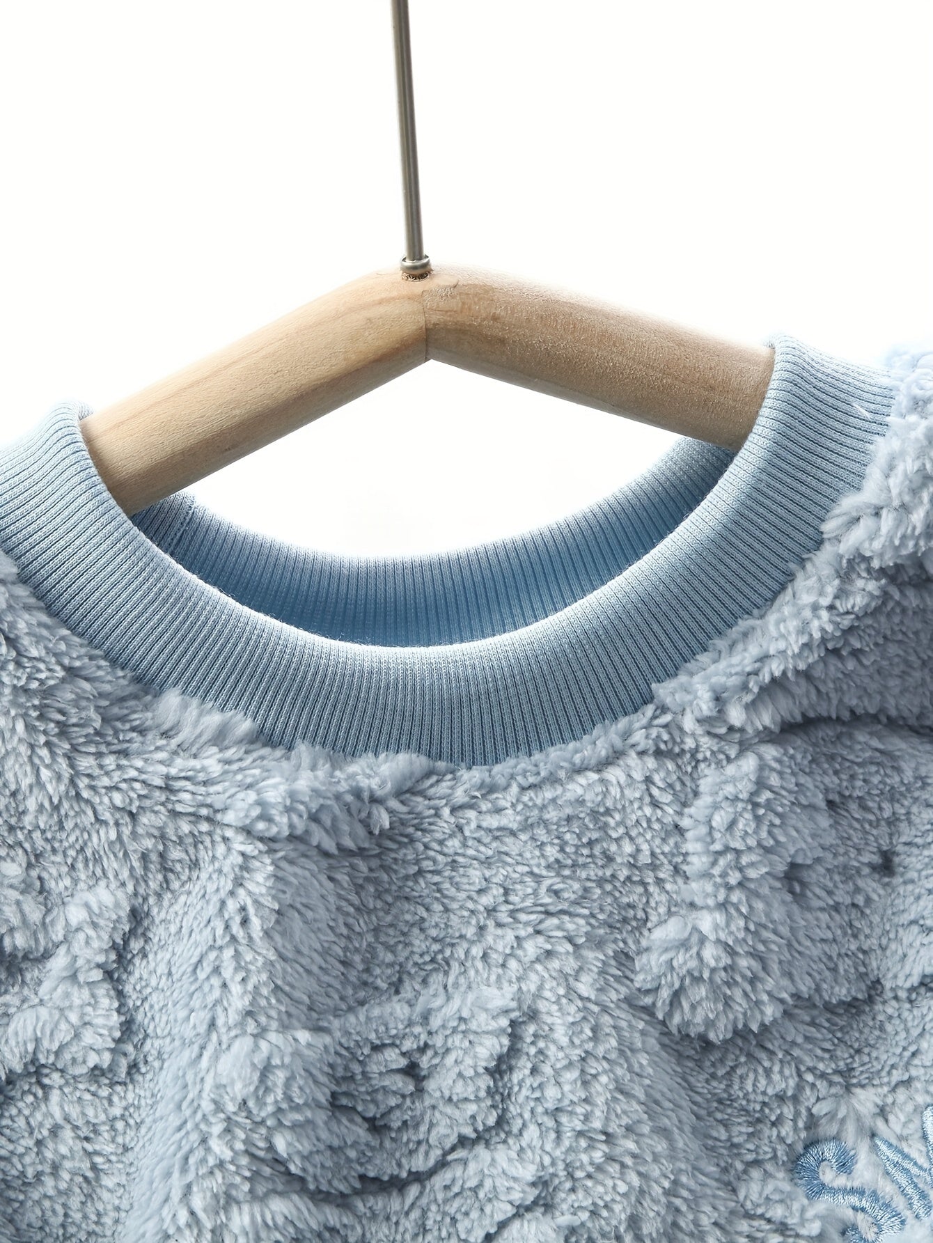 2-Teiler Jungs Kuschelset – Flauschig, Warm & Hautfreundlich